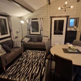 Hillside Hideaway, hotell i Doonalt