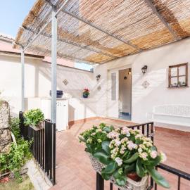 Bassa Marea Casa indipendente a 2 passi dal mare