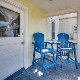 Walk to Convention Center & Boardwalk! Family Apt