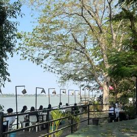 Pilgrim's Kitchen & Inn: Savannakhet şehrinde bir otel