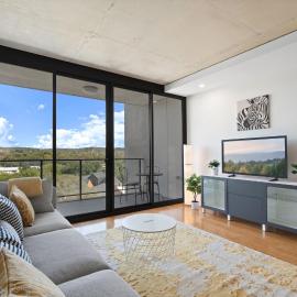 Chic 1-Bed Apartment Near Canberras Bustling CBD, hotel u gradu 'Turner'