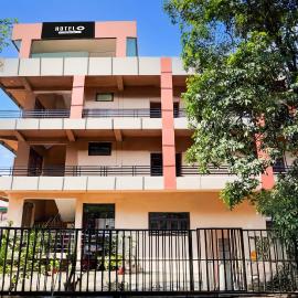 Super Hotel O GMS Road Ballupur Chowk Formerly Maira Residency, hotel Dehradúnban
