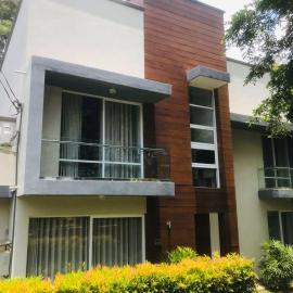 Kandy lake Villa 21, Hotel in Kundasale