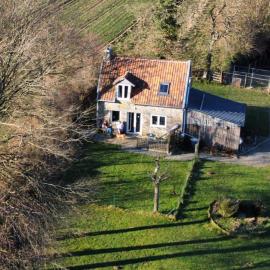 Ferme de Noyes Cottage，Sourdeval的飯店