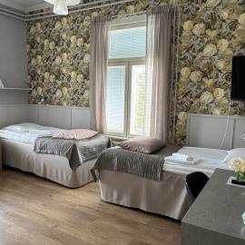 Savonlinnan Kansanopisto - Wanha Pappila, hotel em Savonlinna