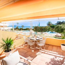 Voramar III by the beach large terrace, Hotel in Calpe