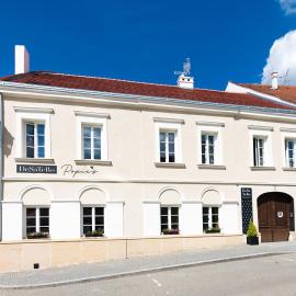 Hotel Desatero, hotel di Mikulov