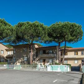 Caletta Apartments、カスティリョンチェッロのホテル