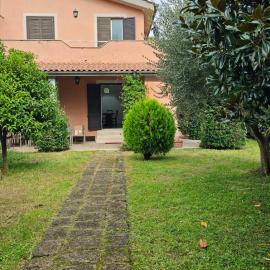Tiber Domus Trevignano, hotel in Trevignano Romano