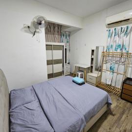Sunny Point Hostel, hotel a Gelugor