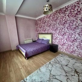 Люкс 2х ком квартира возле аквапарка, hotel a Aqtöbe