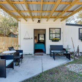 6 Mi to St George Island: Cozy Gulf Coast Retreat!, hotel in Eastpoint
