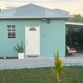 Serenity Cove Cottage, Hotel in Cedar Grove