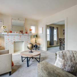 Motown Area Pet-Friendly Detroit Getaway