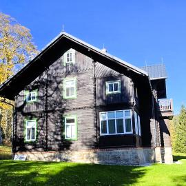 Vila Silva Karlova Studánka, hotel in Karlova Studánka
