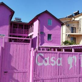 Casa Barbie - Flamingo Costinesti – hotel w mieście Costinesti