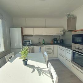 Koivukuja 2, 68500 Kruunupyy, hotel v destinaci Kokkola