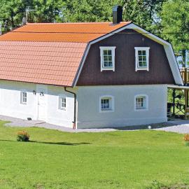 Stunning Home In Ljungby With Wifi