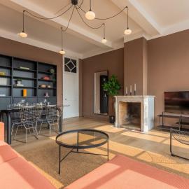 Appartement deux chambres sur la Grande Place avec parking