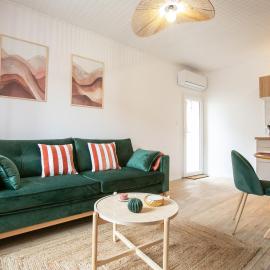 Bel appartement neuf en plein centre, hotel in Brantôme