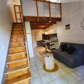 Gîte Le Mirabellier L'Escapade Des Flamants Roses، فندق في Mireval