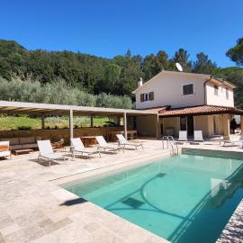 Tenuta Fontespadini, hotel in Riparbella