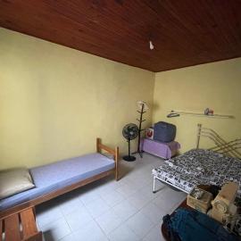 Casa espaçosa e conectada com a natureza