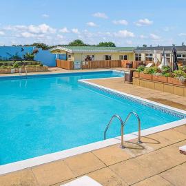 Ocean Heights Holiday Park, hotel in New Quay