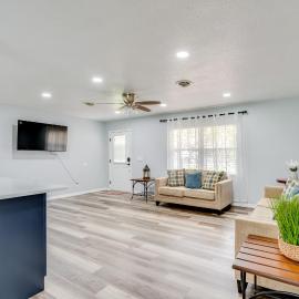 Stay & Play in Belleview: Welcoming Home w/ Yard