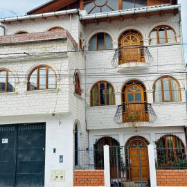Rajutuna Inn, hotell i Huaraz
