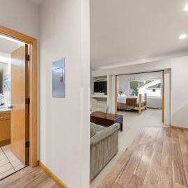 Palisades Tahoe Lodge Rentals Studio #256