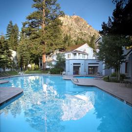 Palisades Tahoe Lodge Rentals Studio #111