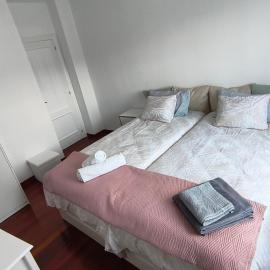 Cesuresrooms2, hotel em Puentecesures