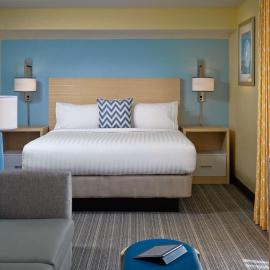 Sonesta Simply Suites Cleveland Airport, khách sạn ở Middleburg Heights