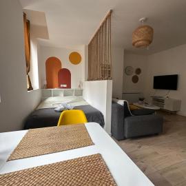 LE PETIT PRINCE du DESERT, Hotel in Moissac