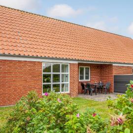 One-Bedroom Holiday Home In Ribe, hotel in Mandø By