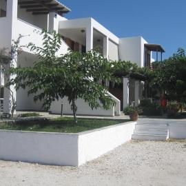 Eleana Studios, hotel a Skiros