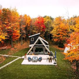 The A-Frame at Harvest Moon Acres, hotel a Stamford