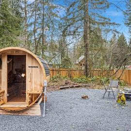 Glacier Run, Hot Tub, Sauna,Movie Theater, WiFi, EV