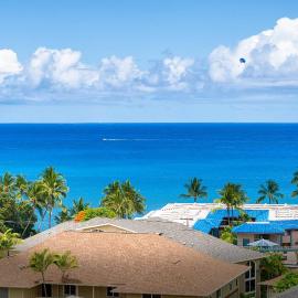 Kailua Village 2BR with AC, Pool and Parking