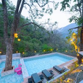Perfectstayz The Jungle Resort, Shivpuri, hotelli Shivpurissa