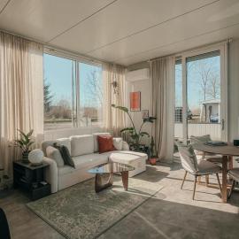 The Creative Boat, hotel en Lithoijen