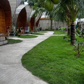 The Backyard Inn, hotel u gradu Moalboal