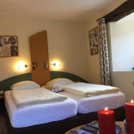 LOGIS DES CHEVALIERS & ROCK SPA WELLNESS Esch sur Sure, hotelli kohteessa Esch-sur-Sûre