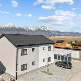 Panorama View I, hotel in Veľký Slavkov