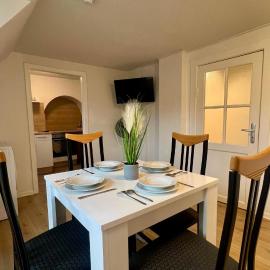 2,5-Zimmer-Dachgeschoss Monteurwohnung