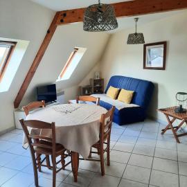 Trez-Hir Appartement 4 pers bord de mer, Hotel in Plougonvelin