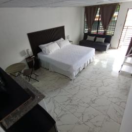 Luxury Hostel Teresita, hotel in San Salvador