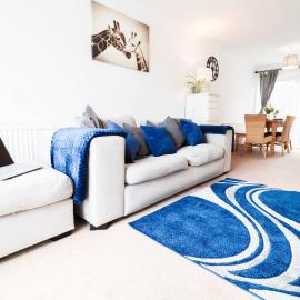Polperro House - Chic & Stylish Home Contractor & Family Ready
