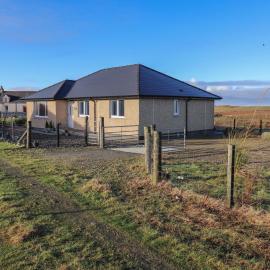 Lapwing Cottage, hotel in Howmore